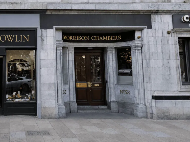 The Dublin clinic entrance at Morrison Chambers, 32 Nassau Street